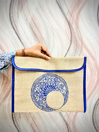 JUTE ENVELOPE FOLDER WITH HANDPAINTING