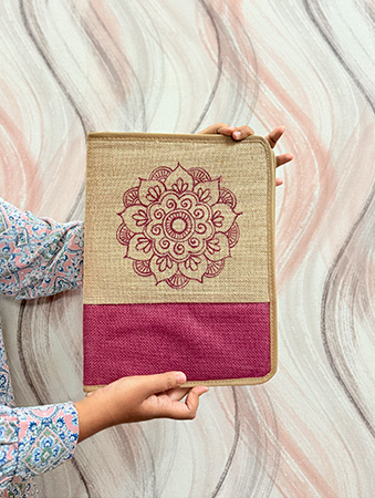JUTE DOCUMNET FOLDER WITH HANDPAINTING